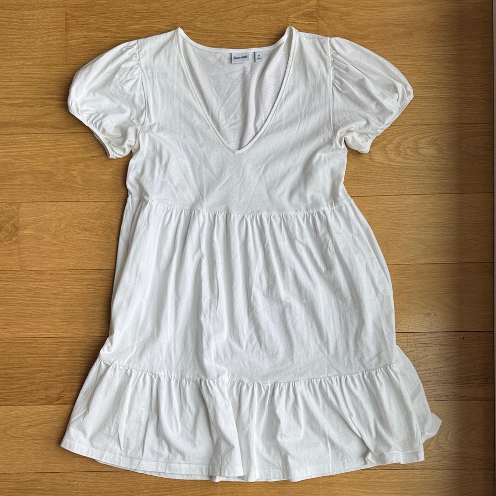 Sun-deh White V-Neck Dress